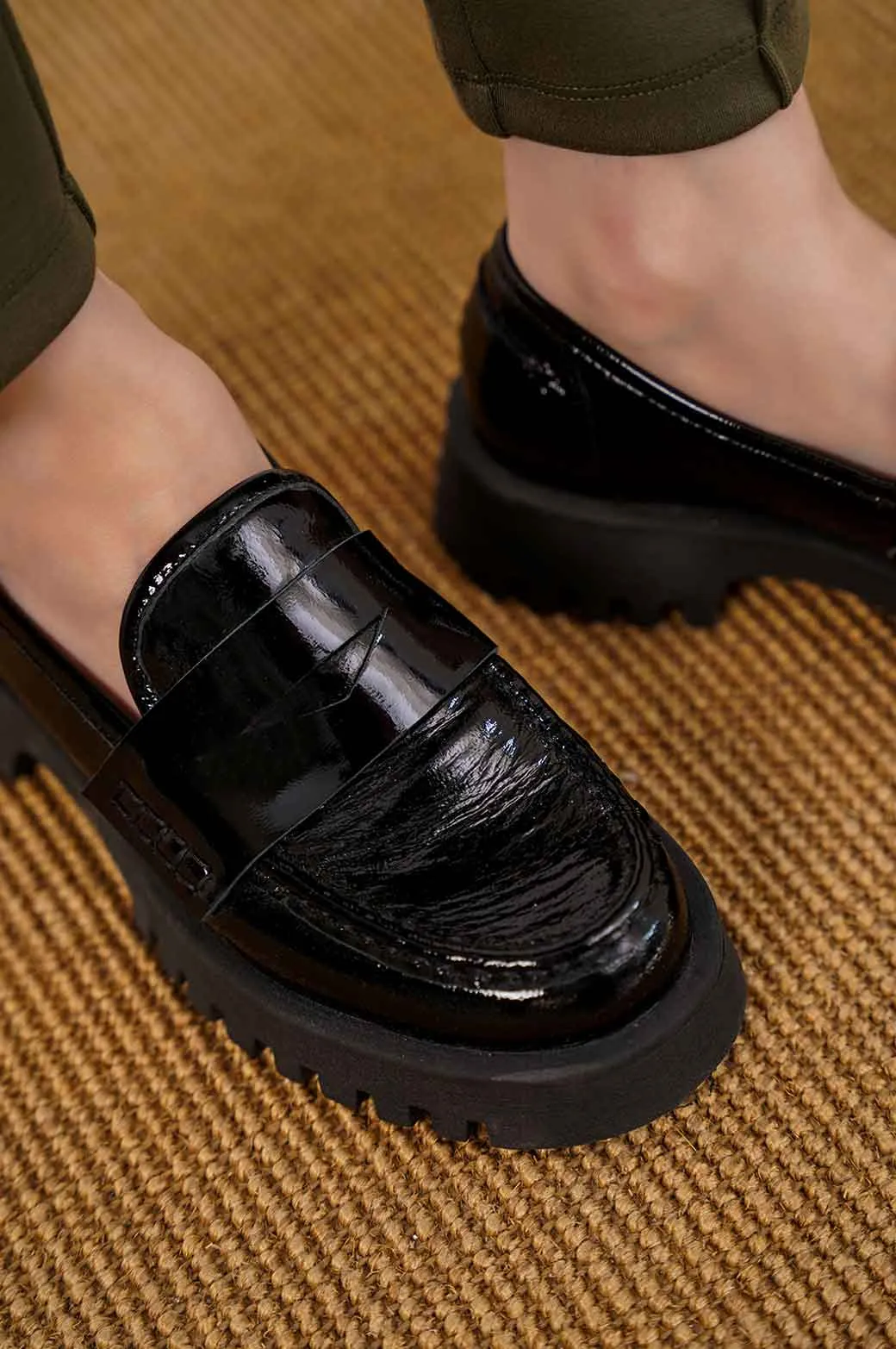 CHUNKY PATENT LOAFERS